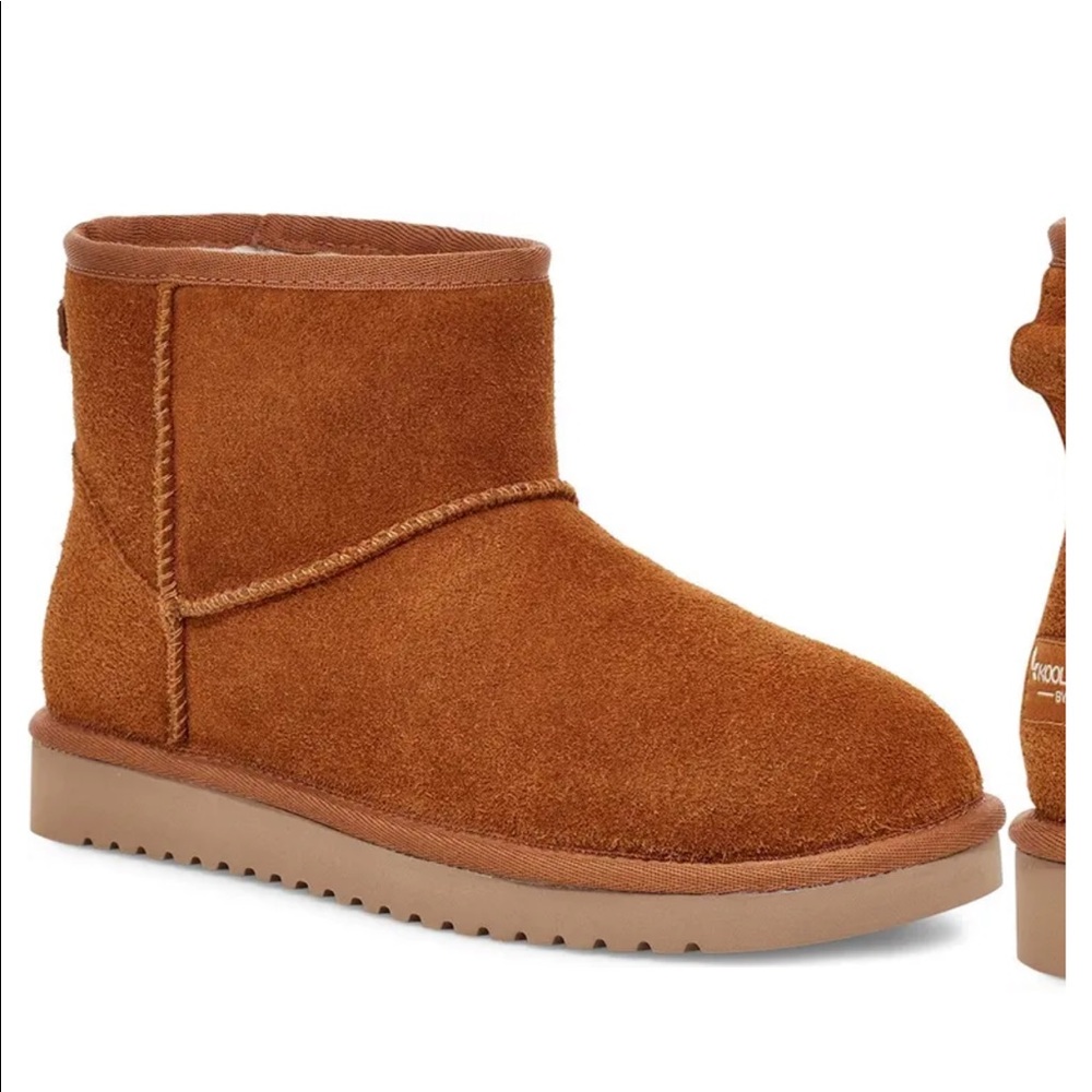 Size 4 kids/6 womens Koolabuura Uggs. EUC